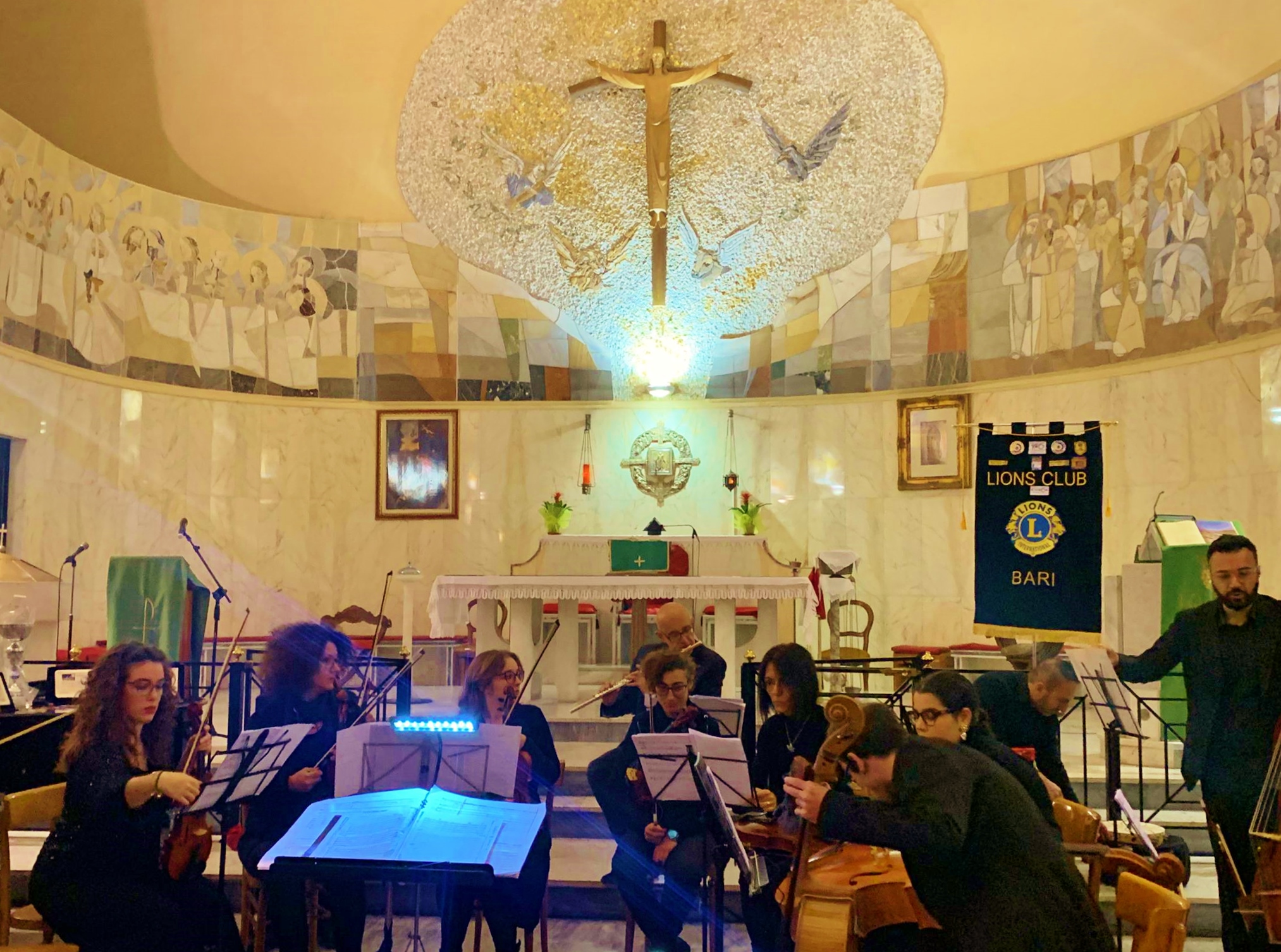 First desks of strings, San Carlo Borromeo, Bari